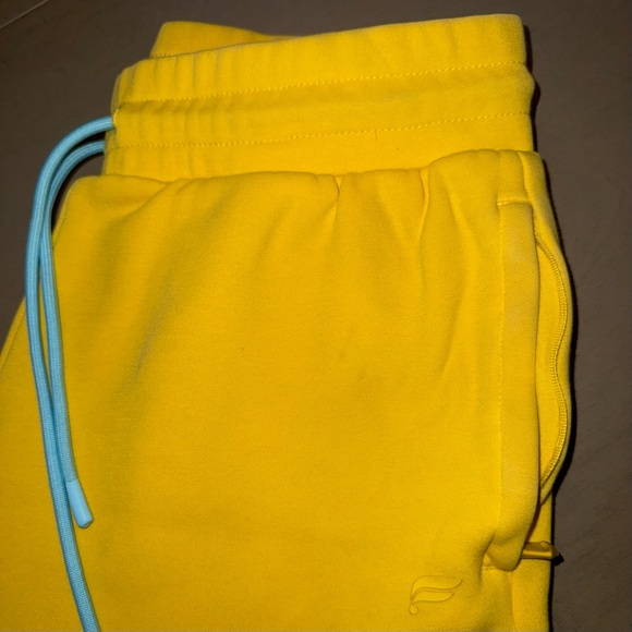 Fabletics Sweatpants - Picture 4 of 6